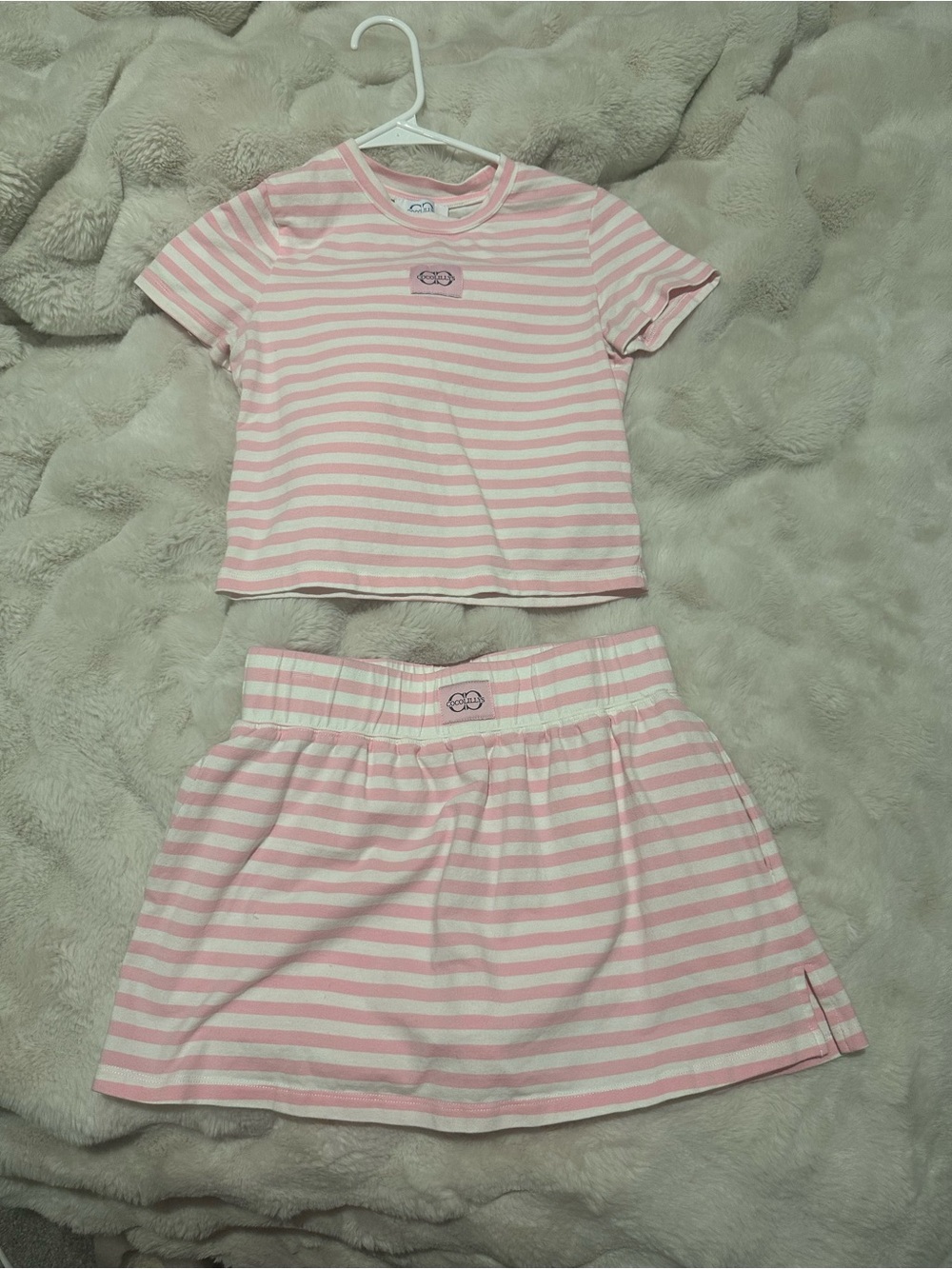 Coco Lilly’s bubblegum tee and skirt